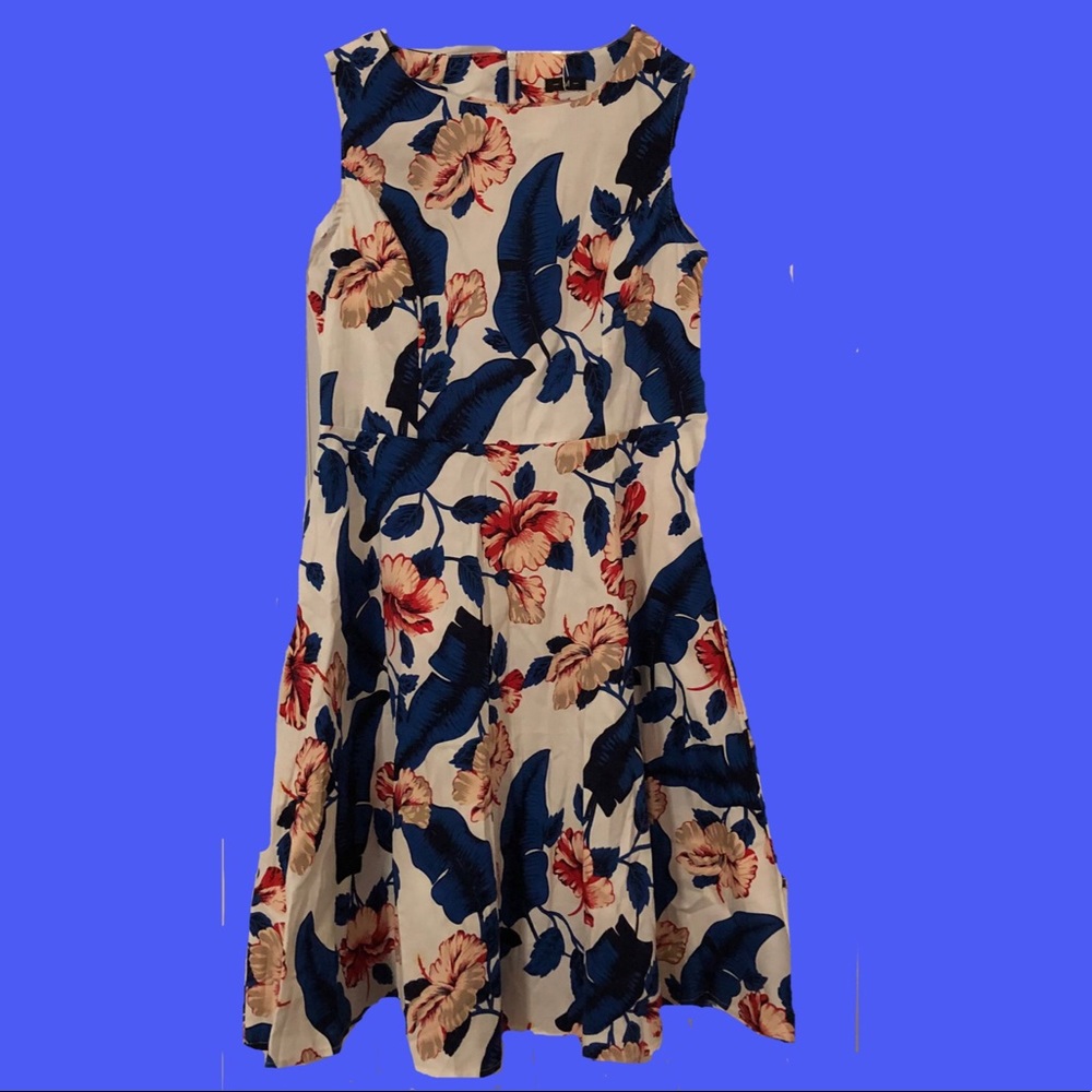 NWT Flower Print Sleeveless Dress Sz M